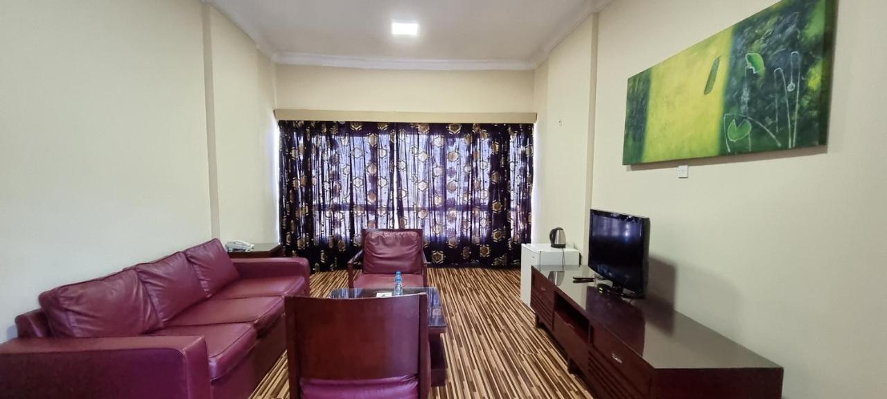 Grand Pj Hotel Рас-ель-Хайма Екстер'єр фото