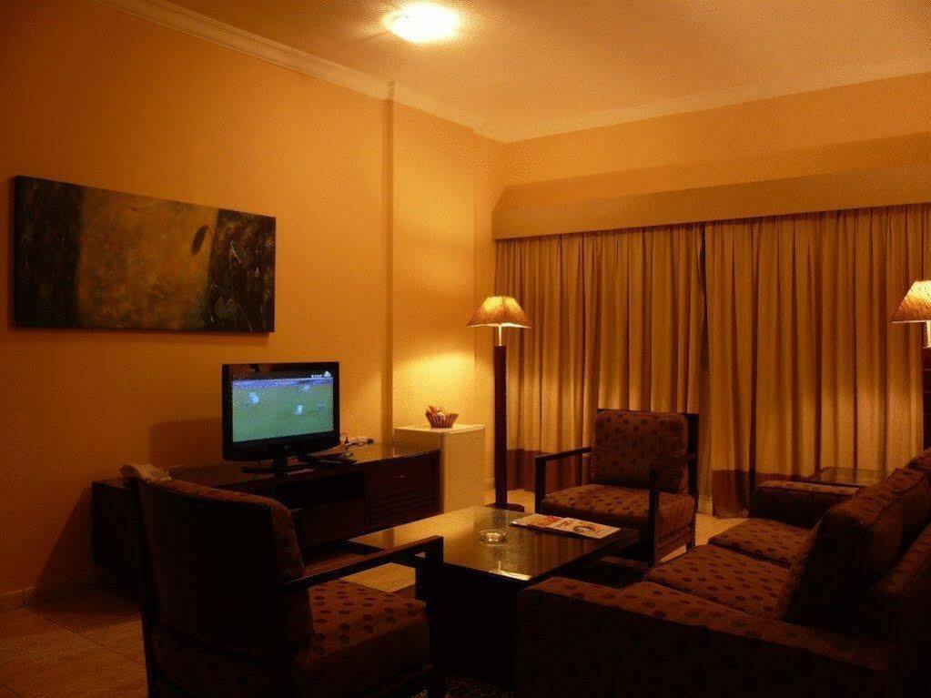 Grand Pj Hotel Рас-ель-Хайма Екстер'єр фото